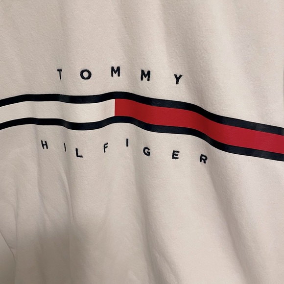 Tommy Hilfiger Pullover Sweatshirt - Picture 2 of 4
